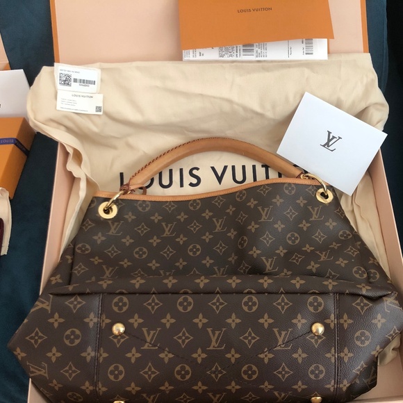 Louis Vuitton Handbags - Large Artsy
